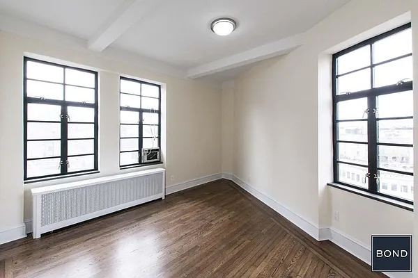 Rented by Bond New York | media 11