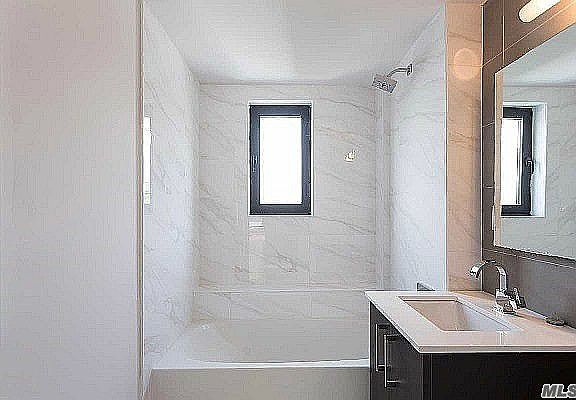 4th image of 4312 214th Pl APT 5B