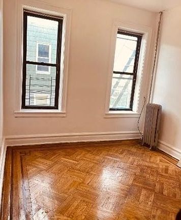 5th image of 11305 101st Ave APT 2R