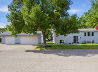 304 6th Ave SE, Barnesville, MN 56514