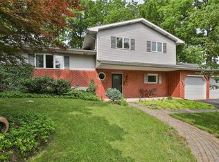 930 N Muhlenberg St, Allentown, PA 18104