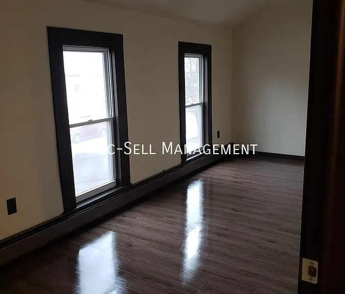 257 Gold Ave NW #2 — Photo 5