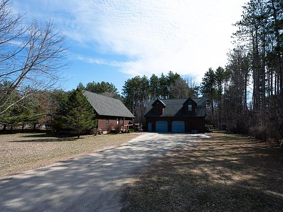 4th image of N2208 Cleghorn Rd