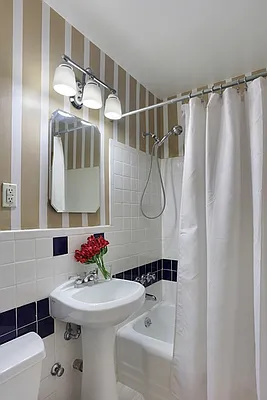 Sold by Corcoran | media 28