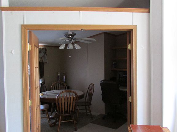 Office/Den/possible 4th BR