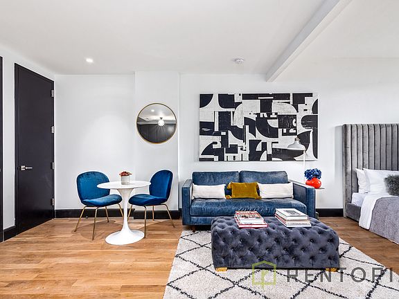 4th image of 1134 Fulton St #554