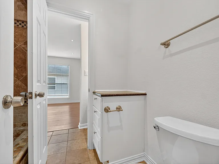 6111 Beverly Hill St #46 — Photo 21