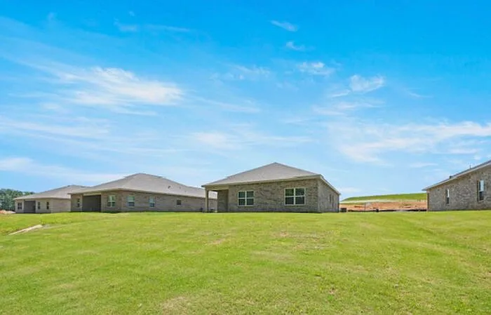 14335 Lannister Ln — Photo 30