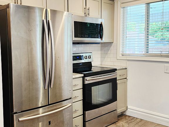 5th image of 1258 E Malvern Ave