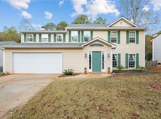 2061 Montrose Ct, Lawrenceville, GA 30044
