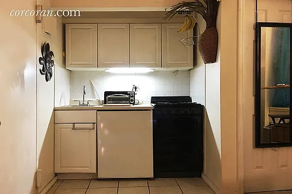 Rented by Corcoran | media 42