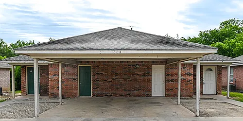 604 N Sewell Dr Photo 1