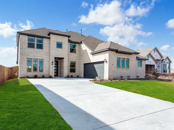 204 Clairmont Dr, Ponder, TX 76529