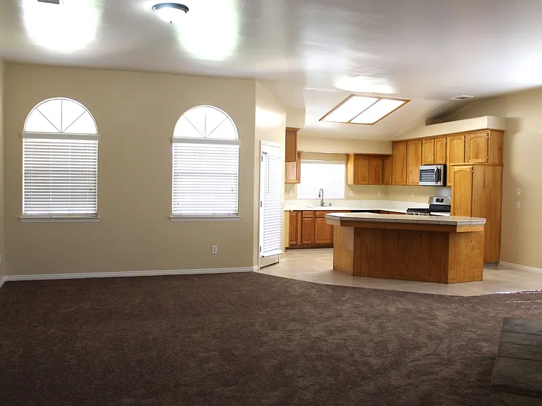3010 Giovanetti Ave — Photo 3