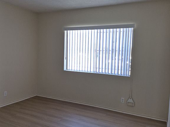 3rd image of 12530 Culver Blvd #1