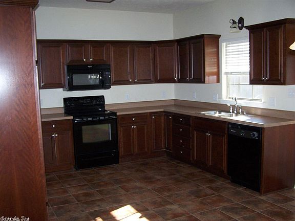4th image of 2409 Deauville Cir
