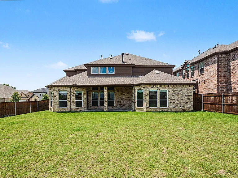 1800 Wade Ct — Photo 8