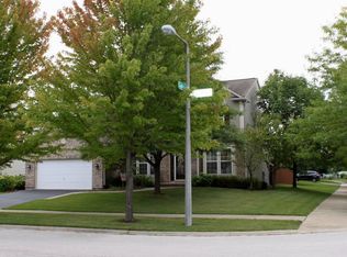 2875 Moray Ct, Aurora, IL 60503