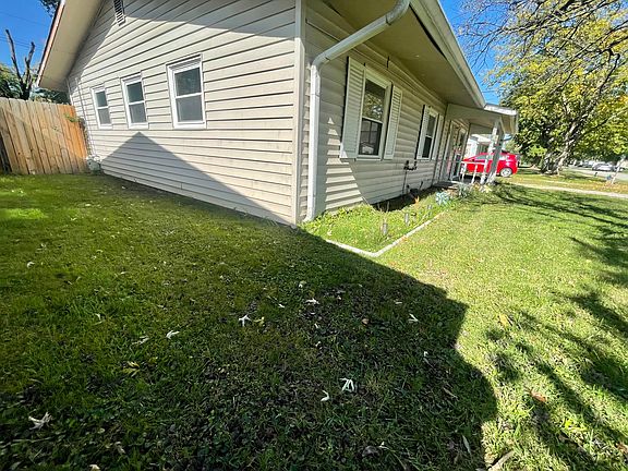 3rd image of 3508 Beasley Dr