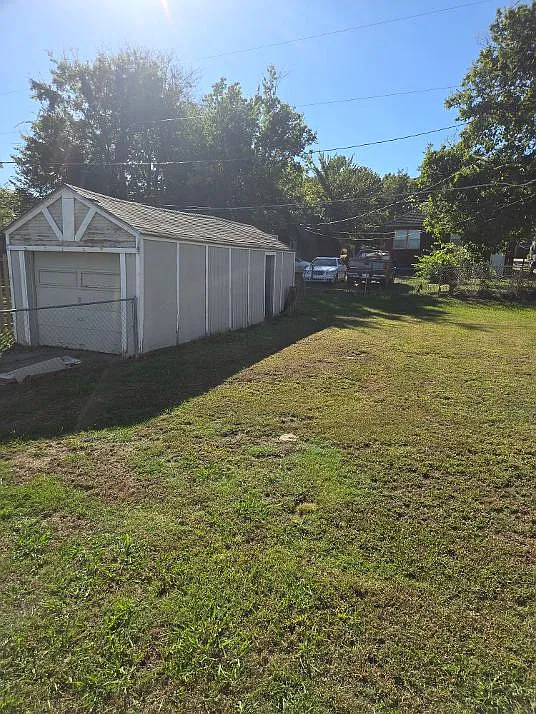 2 bed, 974 sqft, $1,100 — Photo 3