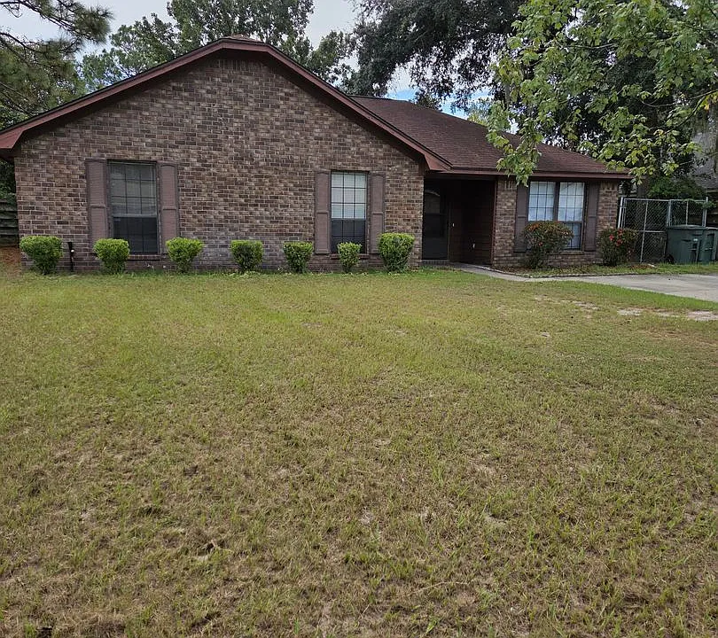 781 Madison Dr