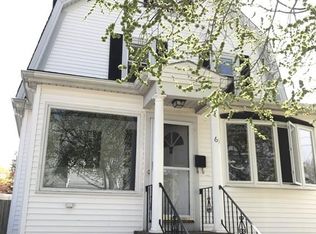 61 Kemper St, Quincy, MA 02170
