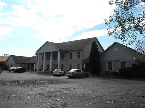 3rd image of 1443 E 84th Pl