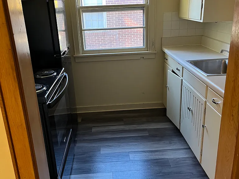 Dishwasher to be added!