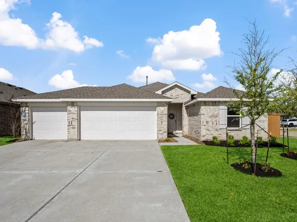 600 San Jacinto Trl, Dayton, TX 77535