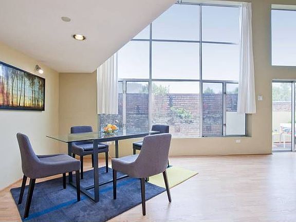 2nd image of 728 Alabama St APT 204