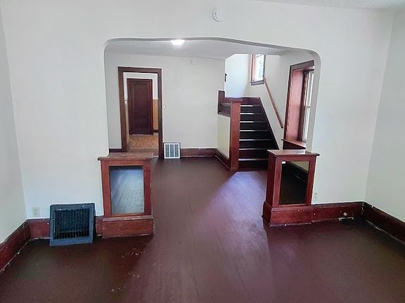 2nd image of 98 E Mapledale Ave #98