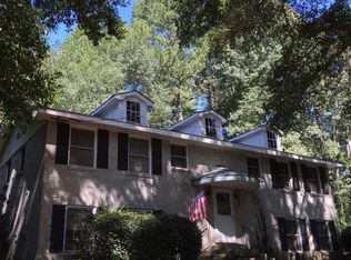 516 Susan Creek Dr, Stone Mountain, GA 30083