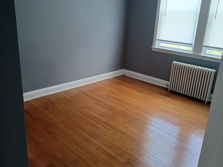 4124 Woodhaven Ave — Photo 7