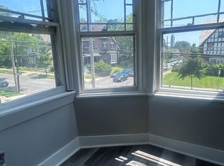 111 S Lake Ave APT 3, Albany, NY 12208