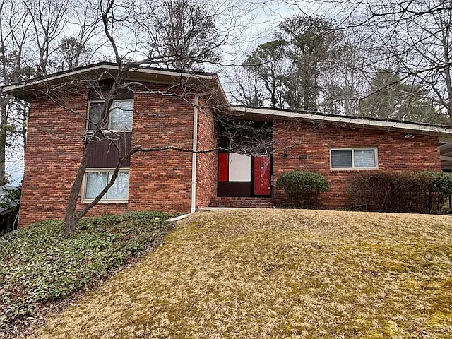 1224 Poplar Grove Dr NE