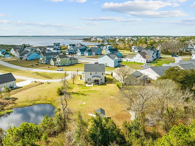 113 Bogue Harbor Ct — Photo 43
