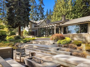 7916 NE 22nd St, Medina, WA