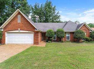 306 S Glendale Ct, Cordova, TN 38018