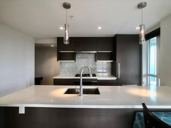 5th image of 8988 Patterson Rd #925