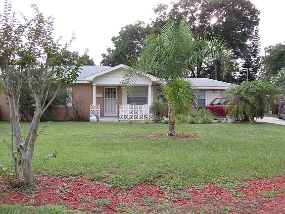 2nd image of 720 S Primrose Dr