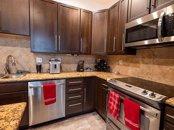 4th image of 2940 Baltimore Ave APT 1403
