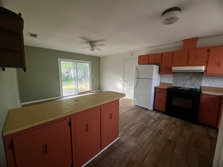 2019 Pritchard St — Photo 3