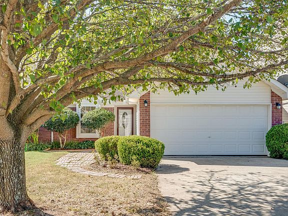 2nd image of 269 Indian Park Dr