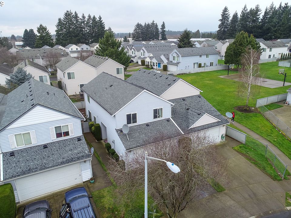 1st image of 3018 NE 116th Ave
