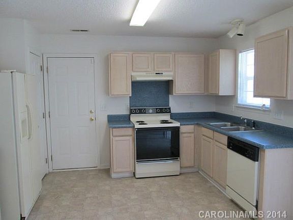 5th image of 6533 Rain Creek Way