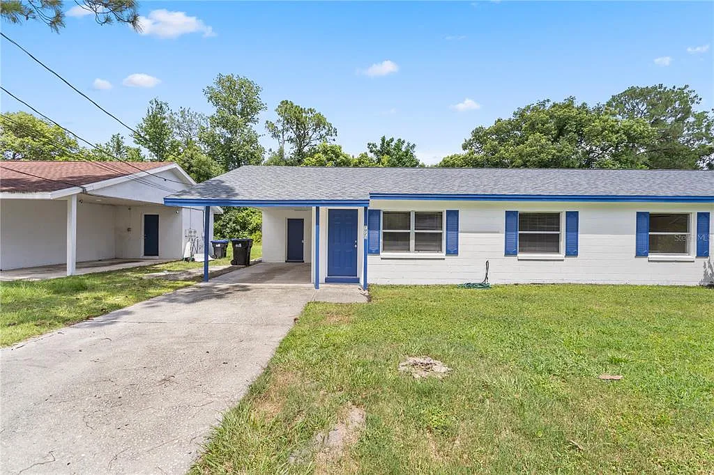 2 bed, 1.0 bath, 896 sqft, $1,800 — Photo 1