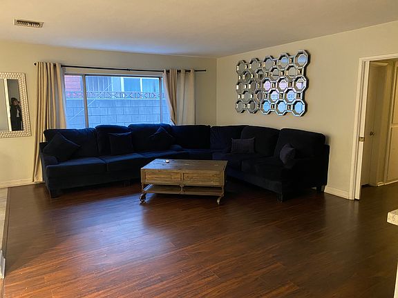 3rd image of 10905 Peach Grove St APT 1