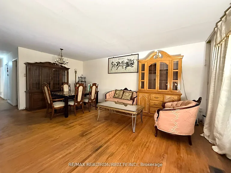 61 Wilmont Dr — Photo 8