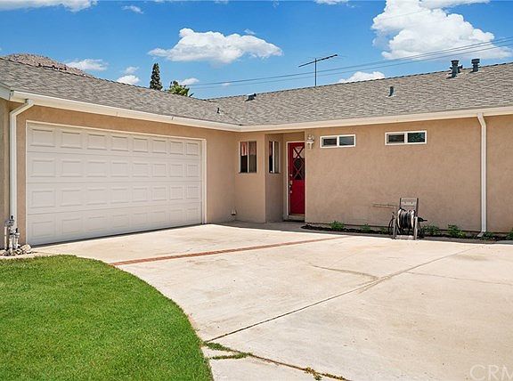 2nd image of 22547 De Soto St