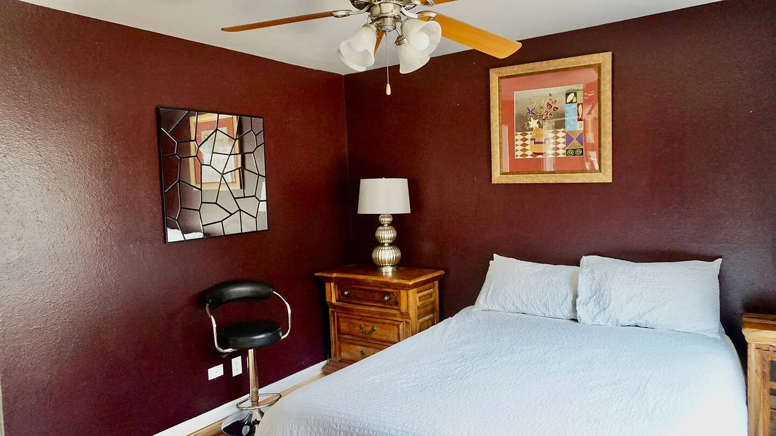 4 bed, 2.0 bath, 1646 sqft, $7,125 — Photo 1